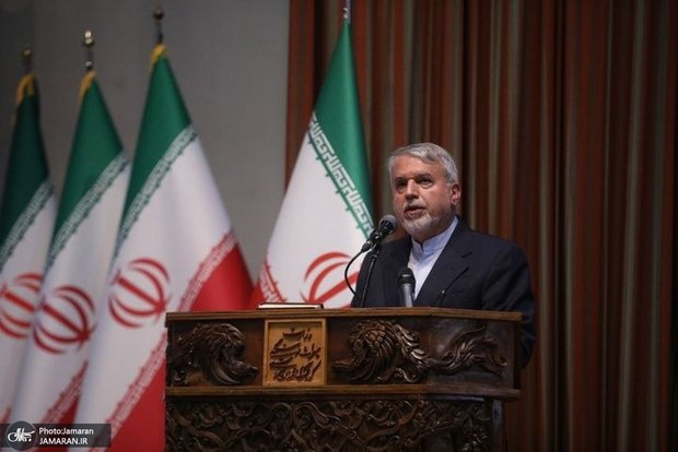 صالحی امیری: پژوهش‌ها به جای کاربست اغلب بایگانی می‌شود/ از دوستان پژوهشگر تقاضا دارم نسبت بین پژوهش و صحنه عمل را بازنگری کنند/ پژوهش راه نجات برای عبور از انبوه چالش هاست