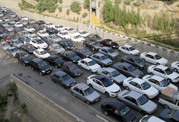 حجم ترافیک در جاده کرج - چالوس سنگین است