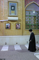 حضور رهبر معظم انقلاب در حرم مطهر امام خمینی (س)