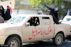 راهپیمایی دختران «جان‌فدای ایران»- ۲