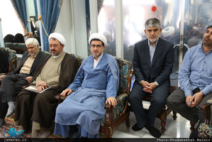 دیدار اعضای ستاد مرکزی برزگداشت حضرت امام خمینی(س) با سید حسن خمینی
