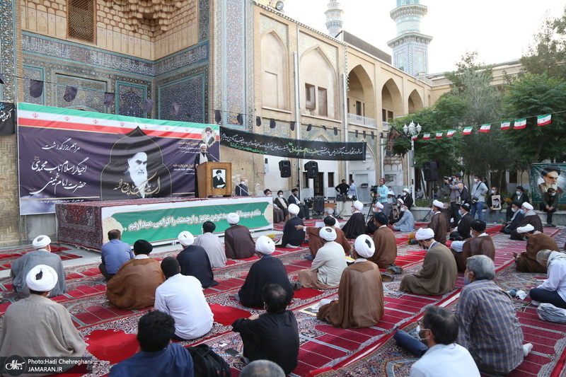 مراسم بزرگداشت حضرت امام خمینی(س) در مدرسه فیضیه قم