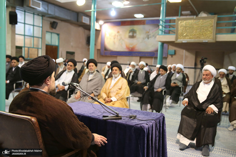 دیدار جمعی از طلاب حوزه علمیه نجف اشرف با سید حسن خمینی‎