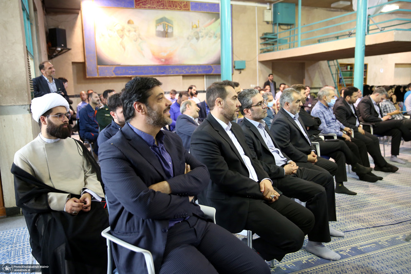 مراسم روز بزرگداشت معلم در حسینیه جماران