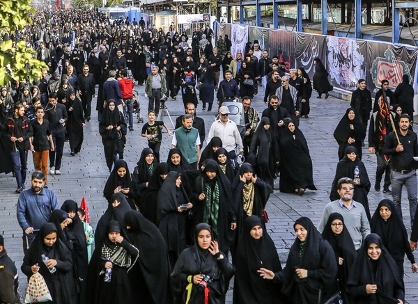 پیاده‌روی 17 کیلومتری بازماندگان اربعین در تهران