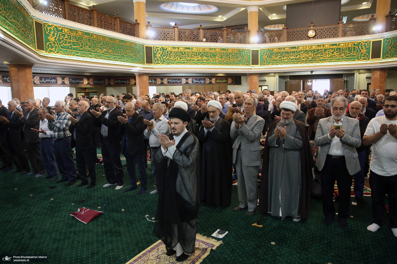 اقامه نماز عید سعید فطر در حسینیه شماره 2 جماران