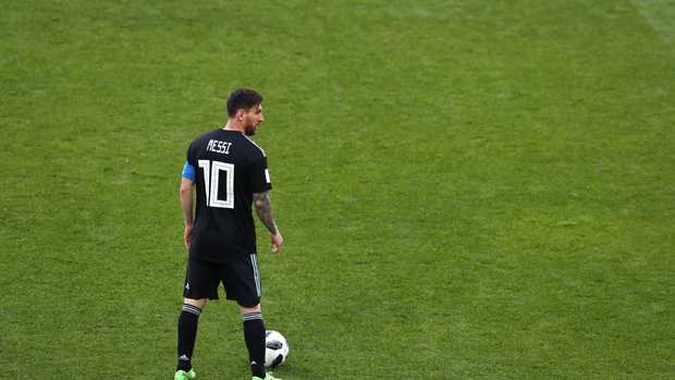 مسی چند پنالتی در تیم ملی از دست داده است؟