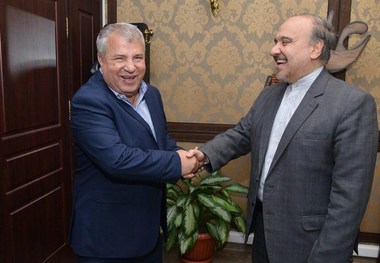 دیدار سلطانی فر با علی پروین درباره خصوصی‌سازی سرخابی ها
