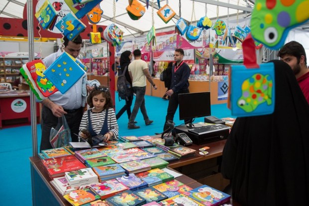 نمایشگاه کتاب و ایجاد شوق مطالعه در کودکان