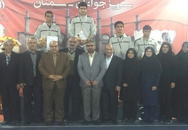 ورزشکار همدانی قهرمان مسابقات بدمینتون بین المللی کشور شد