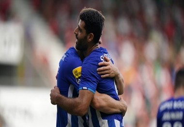 جدال یاران علیپور و طارمی برنده نداشت
