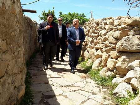 کارشناسان میراث فرهنگی از سه روستای هدف گردشگری خوزستان دیدن کردند