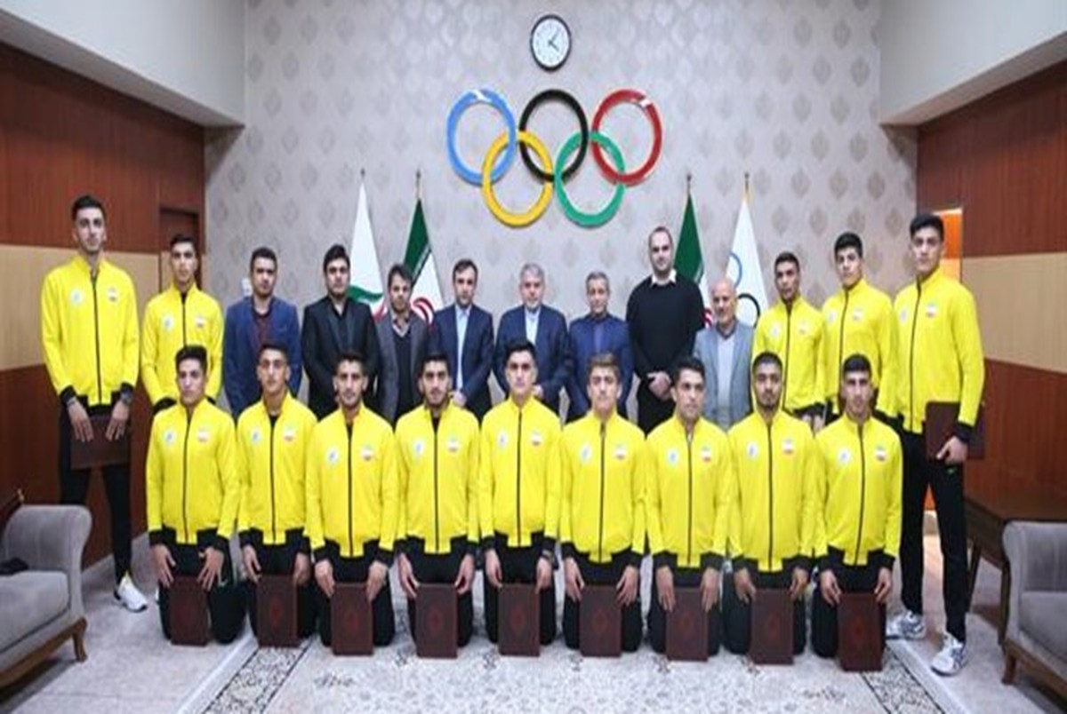 تجلیل از قهرمانان و کادر فنی تیم ملی کبدی جوانان توسط صالحی امیری