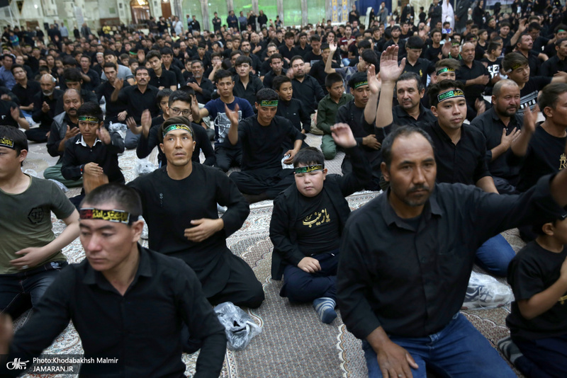 مراسم شب عاشورا در حرم مطهر امام خمینی (س)