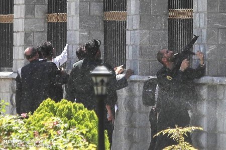 حملات تروریستی تهران، تیری که به سمت مهاجمان تروریست بازگشت