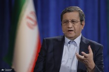 همتی: آقای روحانی ناراحت شد من کاندیدای ریاست جمهوری شدم