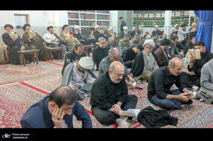 احیای شب بیست و یکم ماه مبارک رمضان در بیت آیت الله العظمی صانعی (ره)