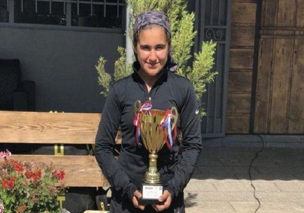دختر ارومیه‌ای ۲ مدال طلای تور تنیس آسیا را بر گردن آویخت