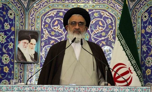 گام سوم کاهش تعهدات ایران موجب بی‌اعتباری بیشتر آمریکا و اروپا شد