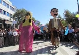 کمک 2.5 میلیارد ریالی به جشنواره تئاتر خیابانی مریوان از محل منابع استانی