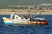حمله گشت دریایی عربستان به قایق های ایرانی/ یکی از سرنشینان قایق کشته شده است