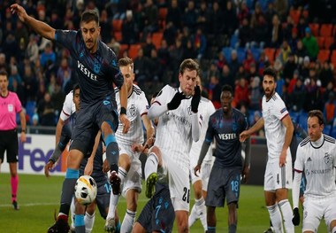 حذف یاران مجید حسینی از لیگ اروپا با یک امتیاز!