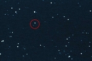 رد شدن سیارکی از کنار زمین+ عکس