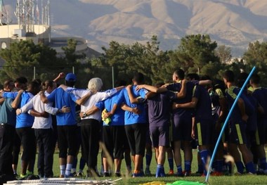 حلقه اتحاد استقلالی‌ها در آخرین تمرین پیش از بازی با تراکتورسازی + عکس
