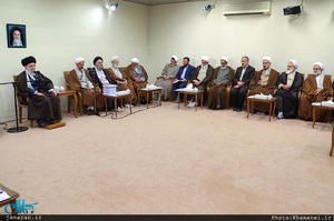 دیدار دست‌اندرکاران همایش نکوداشت حکیم آقاعلی مدرس زنوزی با رهبر معظم انقلاب