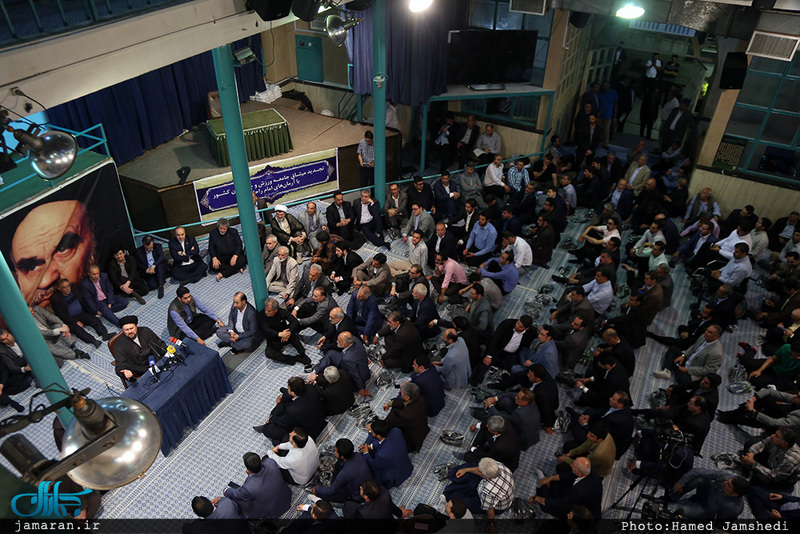 دیدار وزیر ورزش و جوانان و جمعی از ورزشکاران با سید حسن خمینی 