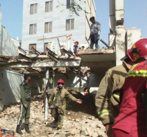 ریزش ساختمان مسکونی در کهریزک با یک کشته و 2 مصدوم