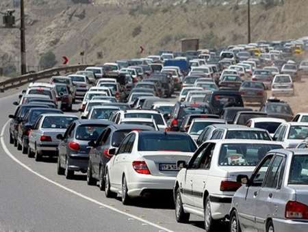 ترافیک سنگین در آزادراه تهران - کرج -قزوین و جاده کرج - چالوس