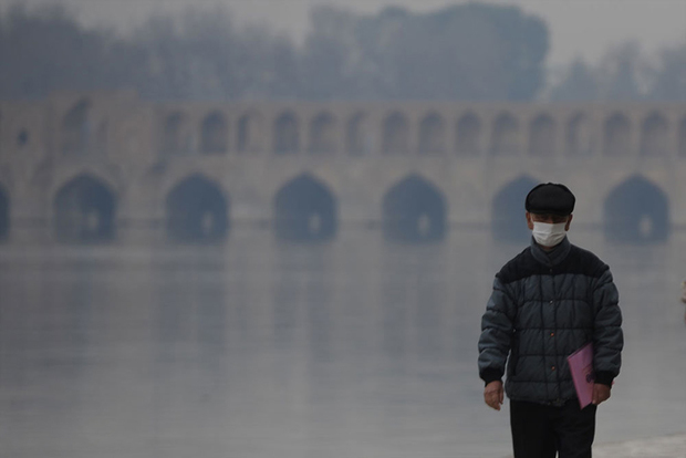 وزارت بهداشت: مردم در آلودگی هوا روزی 2 لیوان شیر و هفته ای 2 بار ماهی بخورند