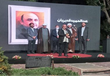 عبدالحمید قدیریان چهره برتر سال «هنر انقلاب ۱۴۰۰» شد
