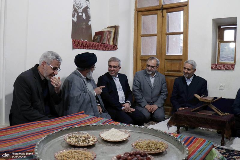 بازدید معاون رئیس جمهور از زادگاه امام در خمین