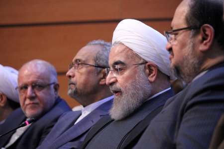 روحانی: به پنج و هزار و 200 روستا در دولت تدبیر و امید آبرسانی شد