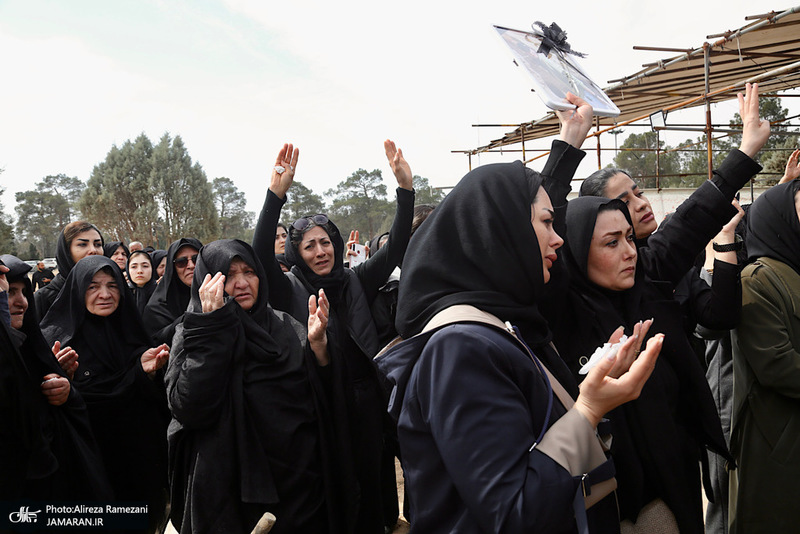 حال و هوای بهشت زهرا (س) در تهران