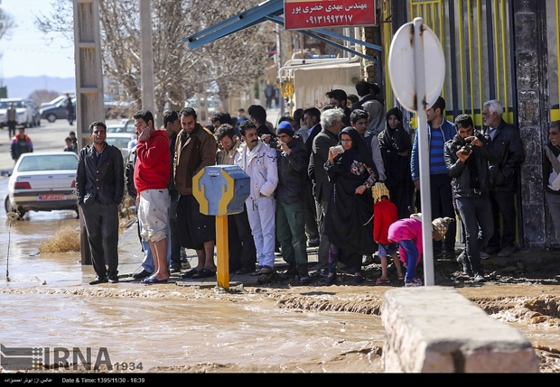 جاری شدن سیل در استان کرمان + تصاویر 