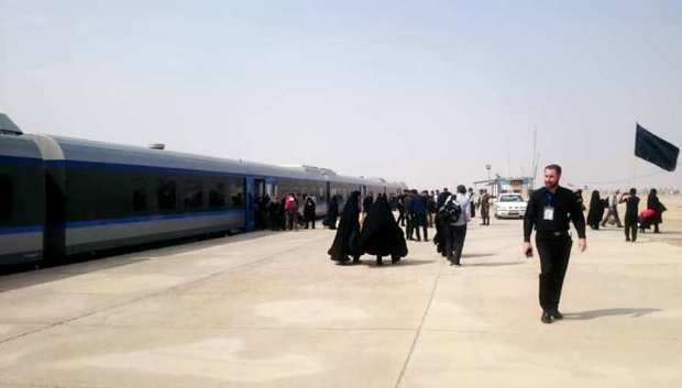 ریل باس خرمشهر – شلمچه 120هزار زائر اربعین را جا به جا کرد