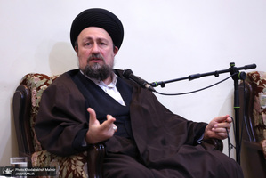 دیدار جمعی از روحانیون با سید حسن خمینی