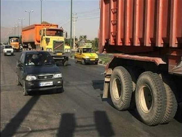 تردد کامیون در برخی از جاده های خراسان جنوبی ممنوع شد
