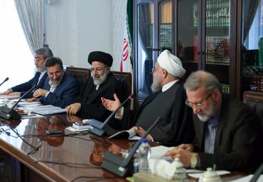 عکس/ لبخند سران قوا در شورای عالی هماهنگی اقتصادی