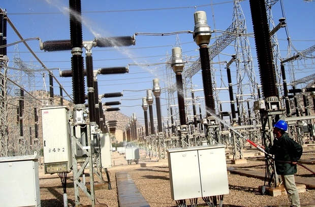 شوینده تجهیزات فوق توزیع برق دربوشهرآغازبکار کرد