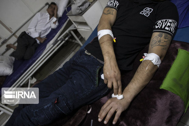 ۶۱۰ فرد مسموم شده بر اثر مصرف الکل تقلبی در خوزستان نجات یافتند