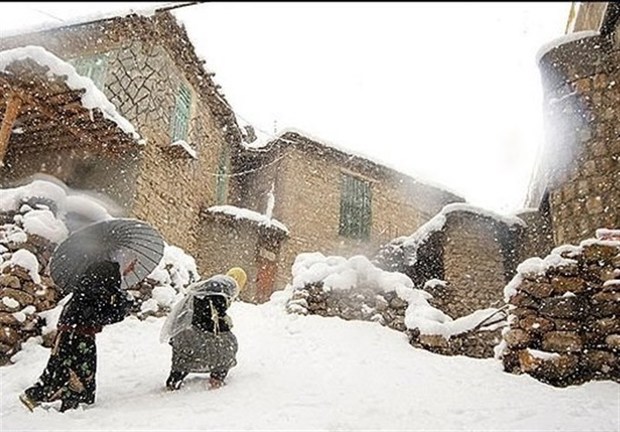 برف، ارتباط مخابراتی چهار روستای شیروان را قطع کرد