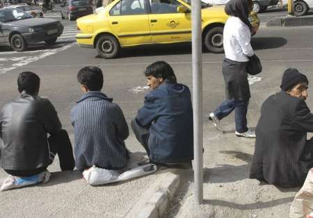 بیکاری ماهانه 652 نفر در خوزستان  80 درصد جمعیت لالی و باغملک از تامین اجتماعی محروم هستند