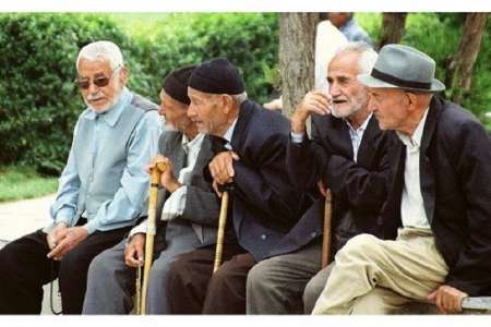 سالمندان اصفهان شایسته تکریم، نیازمند به رفاه