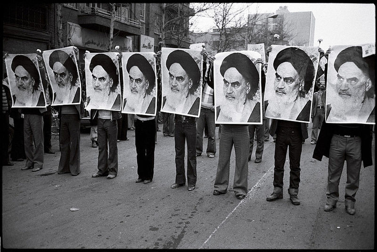 خاطره ای از شهید محلاتی و تصمیم امام برای بازگشت به ایران 