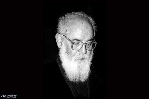 ابیاتی از سایه که رهبر انقلاب در جمع محافظان سپاه ولی امر خواندند