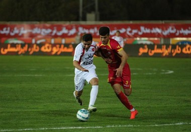 مدافع پرسپولیس دیدار با السد را از دست داد
